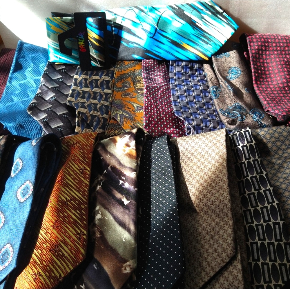 Large Selection - Name Brand Men's Neckties